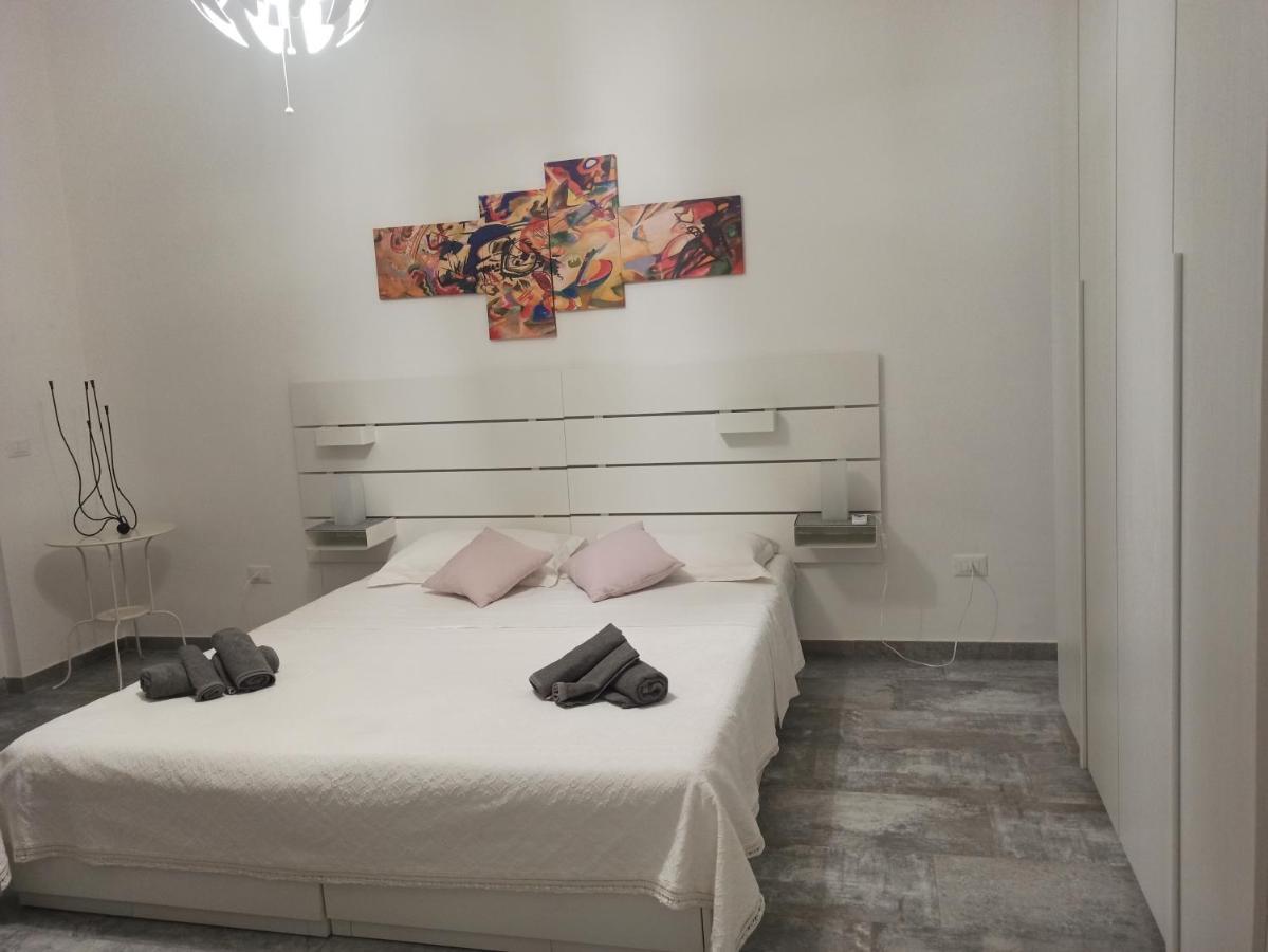 ホテル Pierpa'S House O Casa Pierpa カターニア エクステリア 写真